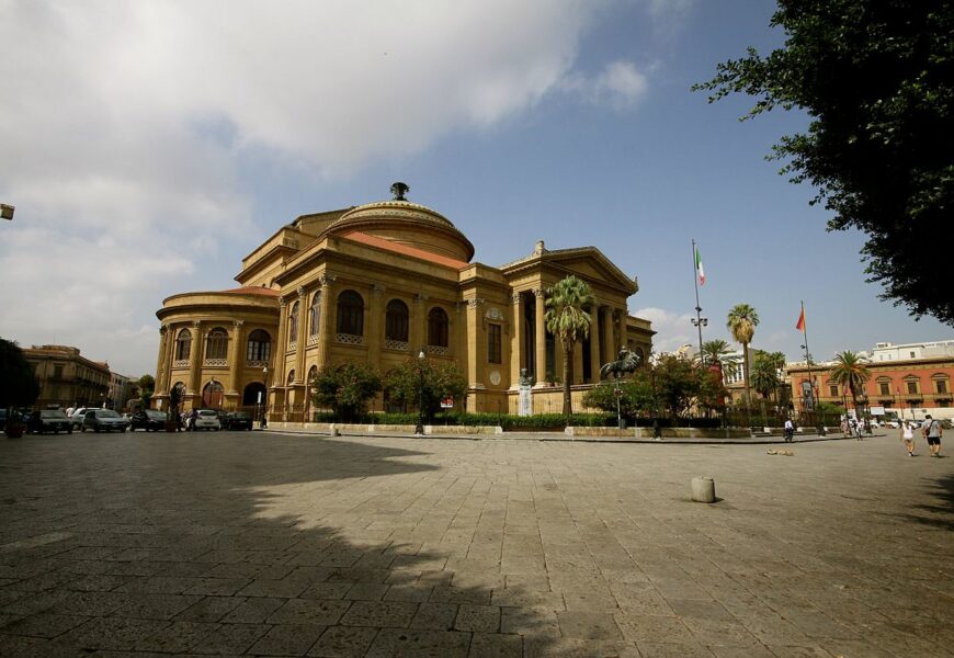 Piazza Verdi Palermo