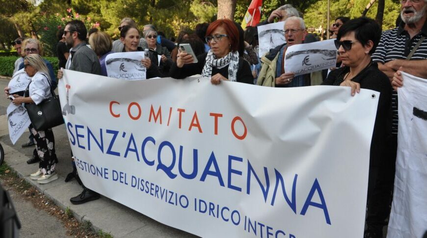 protesta piazza indipendenza